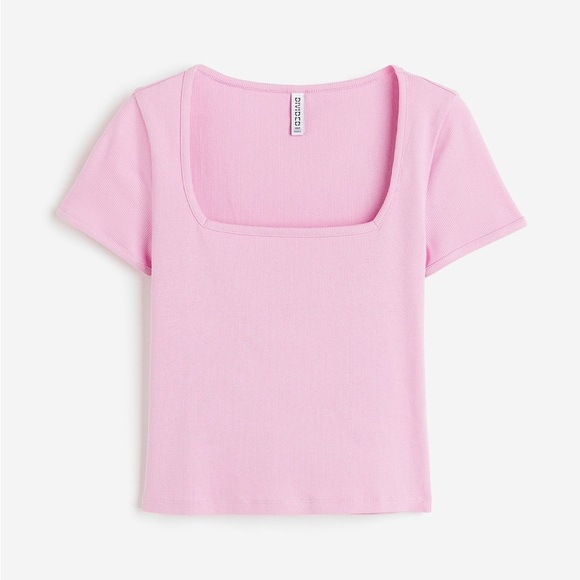 H&M Tops - Ribbed pink squared top